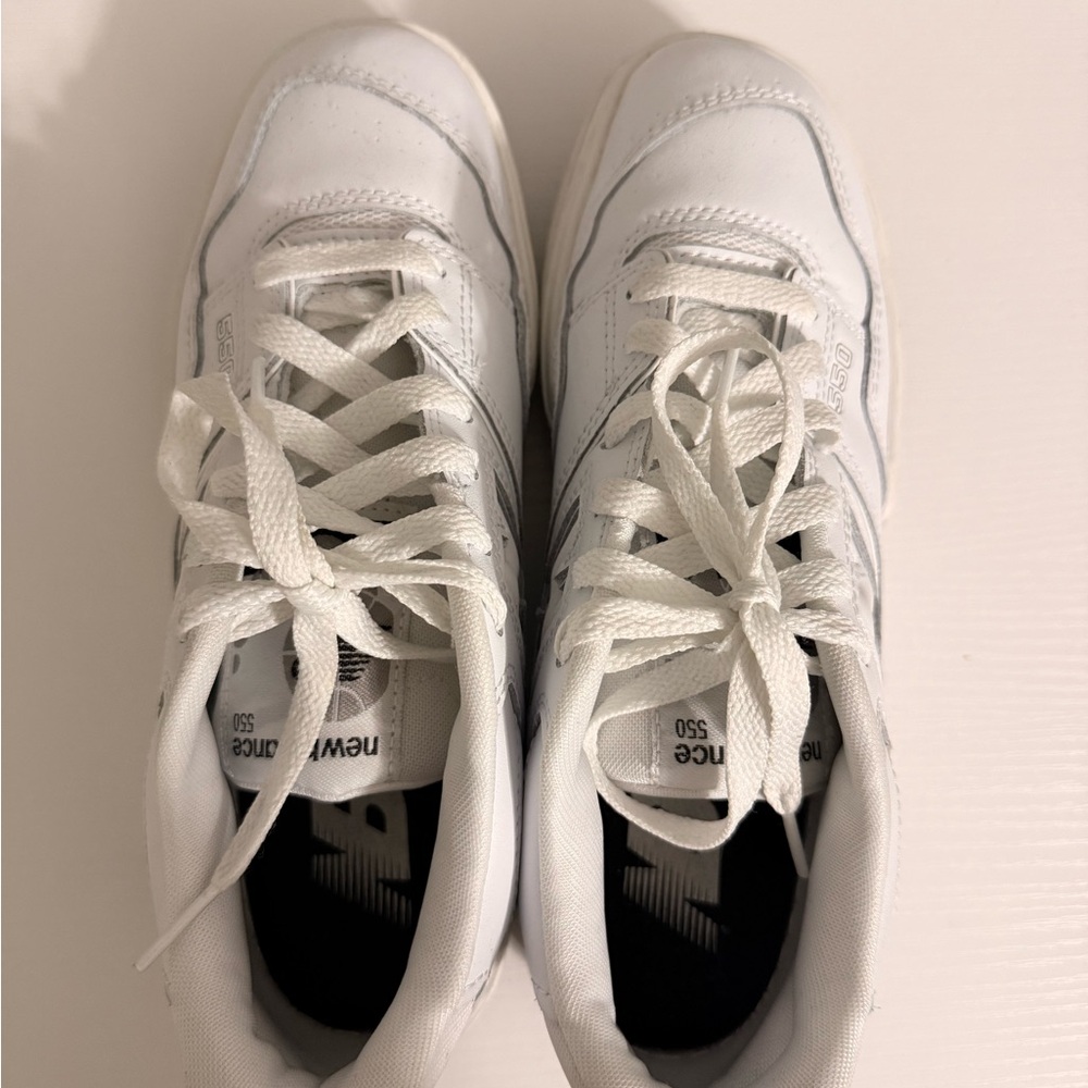 New Balance 550
